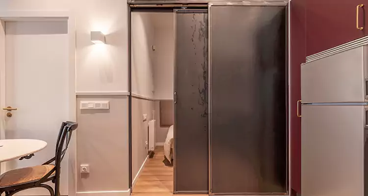 We Fix Closet Sliding Door in Palm River-Clair Mel, FL 