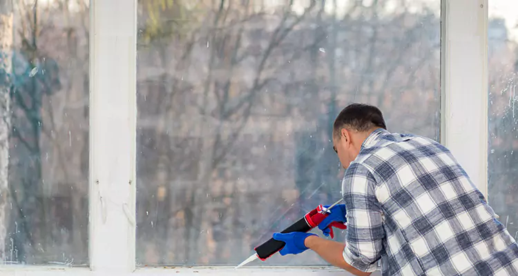Repair Sliding Closet Doors Not Moving in Palm River-Clair Mel, FL