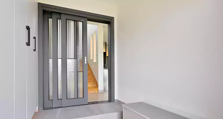 Affordable Sliding Glass Door Repair That Works in Palm River-Clair Mel, FL